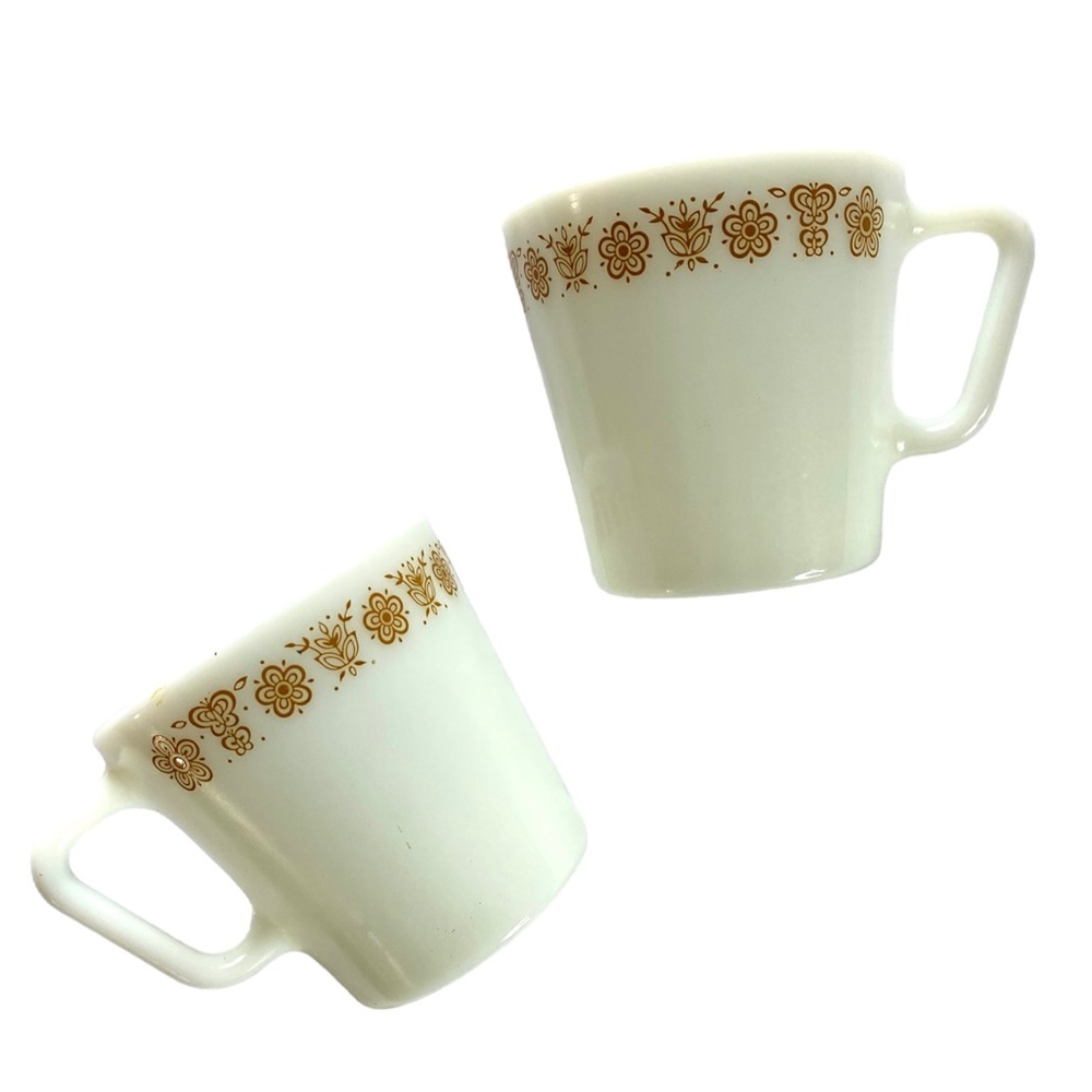 Vintage Pyrex 1410 Butterfly Gold Mug Set